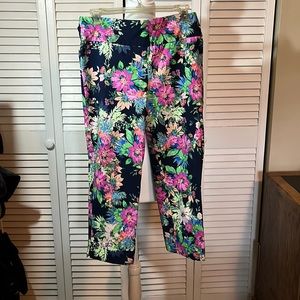 Women’s Size 8 Floral cropped pant